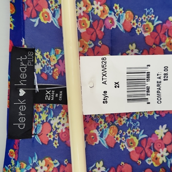 Derek Heart size 2X......NWT.....darling floral look 🥰 - Picture 7 of 7